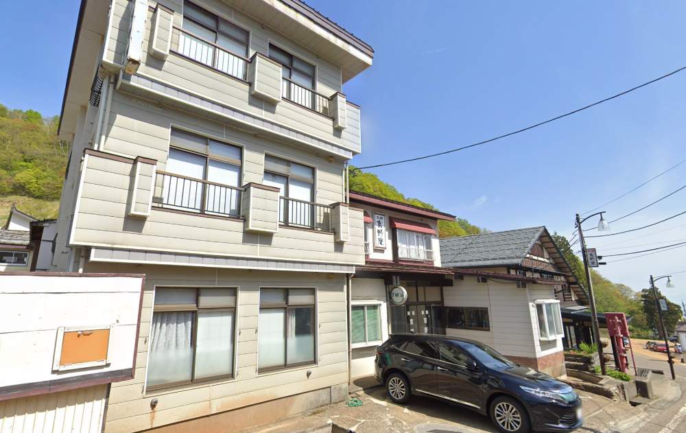 Outside view of the hotel.